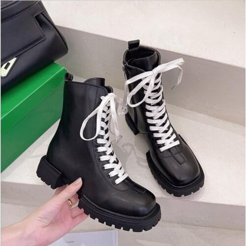 2021 Brand New Fashion Womens Boots Retro Black Lace-Up Chunky Heels Vintage Female Booties Street Motorcycle Lady Shoes