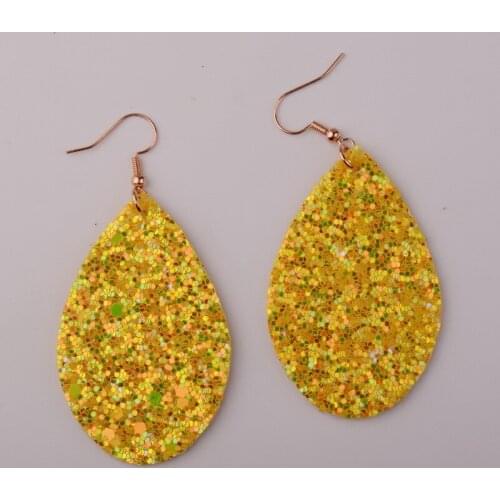 2021 Spring Summer Fashion Trendy Glitter Leather Teardrop Dangle Light Earrings Bohemian Style Ethnic Design Eardrop for Women