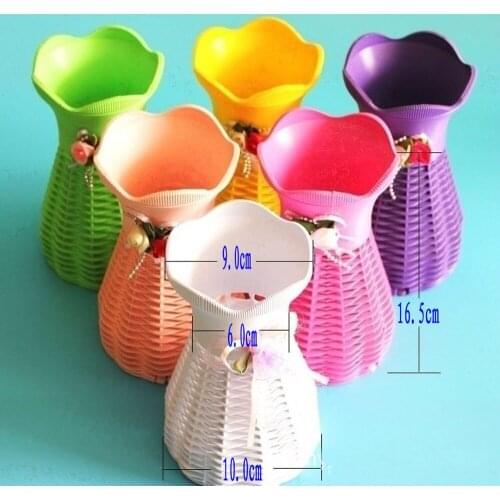 16.5cm*10cm size round pastoral rattan plaited articles style plastic material vase Flower vase&plastic flower vase