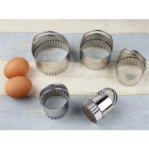 5pcs/set) Fluted teething blade 4.5, 5.2, 6.2, 7.2, 8.2cm diameter steel round shape biscuit dumpling cutter fruit fondant mold