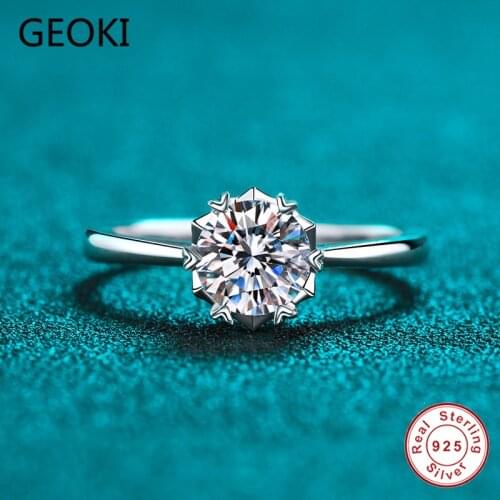 Geoki Passed Diamond Test 1 CT Perfect Cut Good Clarity Moissanite Heart Around Stone Ring Women Silver Love Engagement Jewelry