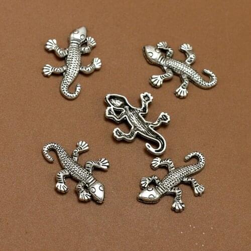 20PCS/LOT Retro Silver Animal Lizard Gecko Alloy Pendant Vntage Jewelry Metal Craft MX 006