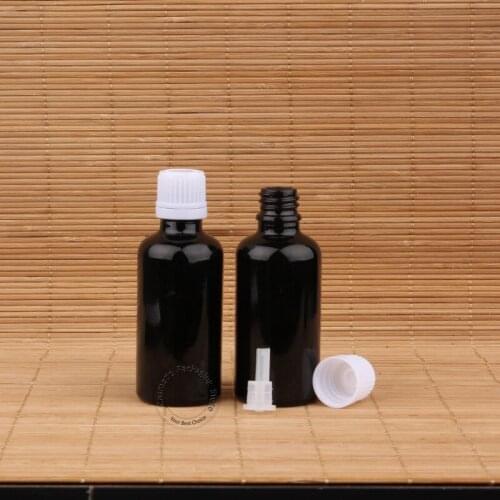 20pcs/Lot Wholesale High Quality Glass 50ml Essential Oil Bottle Black Women Cosmetic Small Plastic Lid Container 50g Vial