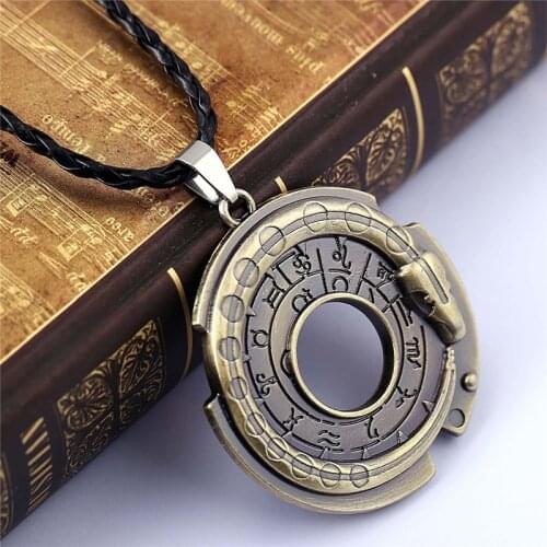 Trendy Unisex Metal Jewelry Amulet Pendant Necklace Lucky Protective Talisman