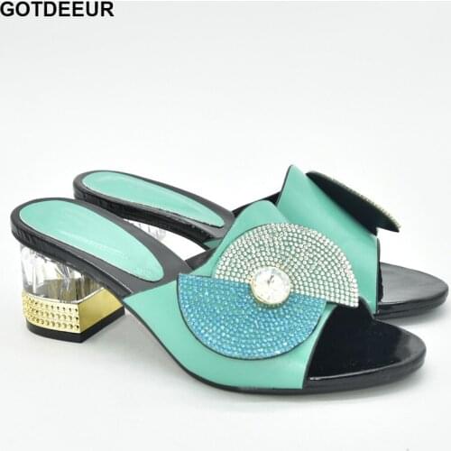 New Arrival Luxery Shoes for Wedding Women Ladies Shoes and Sandals Open Toe Shoes Decorated with Rhinestone Slip on High Heels