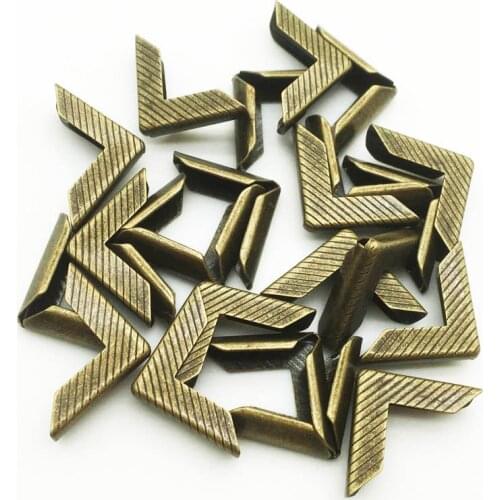 50PCS/Lot 16X16X5mm Bronze Metal Book Corners For Photo Albums Menus Folders DIY Scrapbooking Decor Corner Protectors WD0292