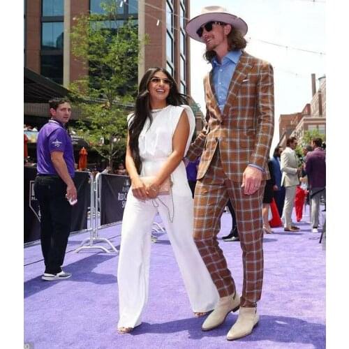 Fashion Checkered Mens Suit Two Pieces Slim Fit Plaid Wedding Tuxedos Customized Groomsmen Dinner Jacket Pants