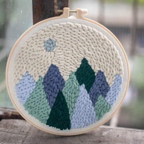 Punch Needle Embroidery Kit Mountain Pattern Punchneedle Cross Stitch Set for Beginner Handcrafted Decoration for Home