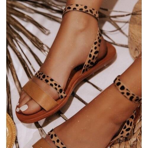 2021 fashion flat sandals female leopard print black strappy sandals new roman sandals