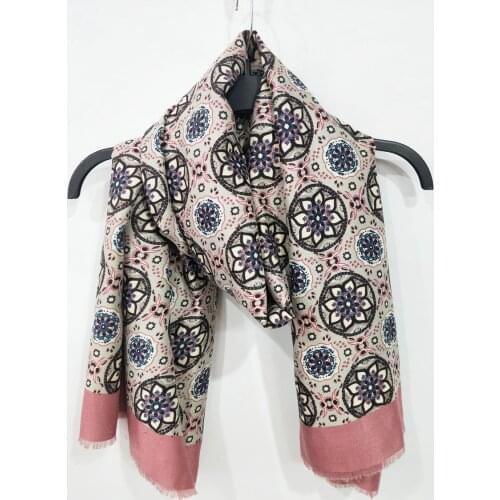 2018 Newest Cotton Sunflower Fringe Scarves Shawls Women Muslim Slippery Floral Scarf Hijab Muffler Headband Wrap Free Shipping