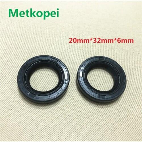 Motorcycle scooter ATV high quality 20*32*6 mm 20x32x6mm oil seal with spring for Moped Dirt Bike GY6 50 125 seal spare part
