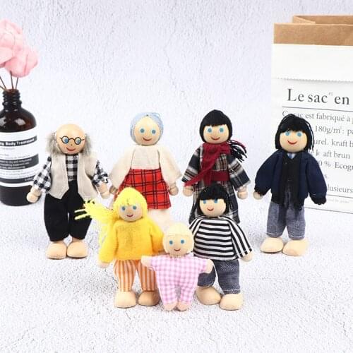Wooden Dolls Toys Figures Furniture House Family Miniature 7 People Doll Toy For Kid Child Enfants Brinquedos Infantis Play Toy