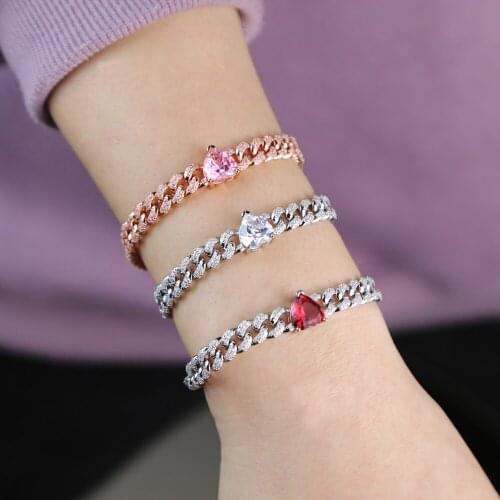 Adjust Size Heart shape Fashion Design Stereoscopic Bracelet for Women beautiful CZ Charm Bracelets Chain Link Fashion Jewelry