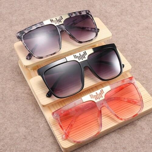 Large Framed Retro Sunglasses