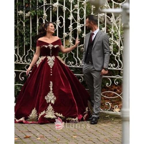 2021 Red Evening Dress Ball Gown Lace Appliques Off-The-Shoulder Floor Length Lace Up Back Evening Prom Party Gowns