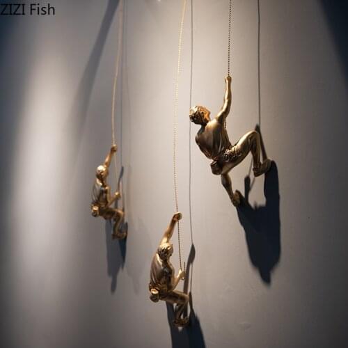 Bar Room Decor Wall Hangings Resin Rock Climbers Golden Figure Adornment Vintage American Rustic Home Decor Background Ornaments