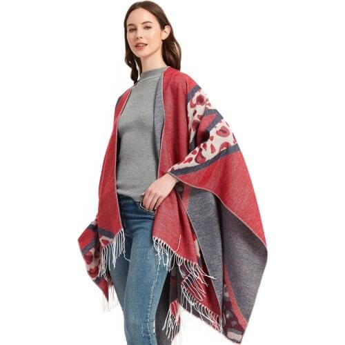 Outwear Coat Shawl Poncho Prorsum Pashmere Scarf Monogramed Poncho Brand Women Cape and Poncho Tassel Blanket Cloak Poncho Cape