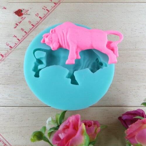 Free shipping 12 zodiac cattle Modelling fondant silicon mold chocolate cake decoration silicone mold silicone mold