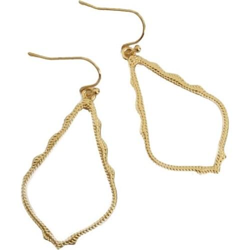 Hot Selling Classic Water Drop Cutout Dangle Earrings High Polish Teardrop Women Fashion Gift Fashion Jewelry Wholesale