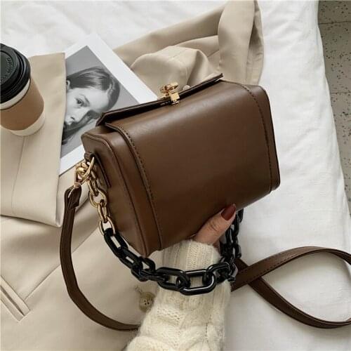 2020 New In Crossbody Bag For Women Chic Fashionable Single Shoulder Chain Purses and Handbags Trendy Designer Square Clutches