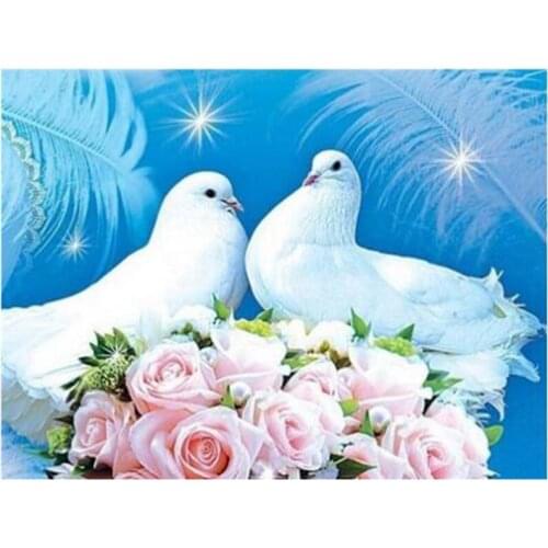 Two Pigeons Animals Embroidery Full Square Mosaic Cartoon Cross Stitch Diamond Painting Art Mosaic Picture Home Decor FC617