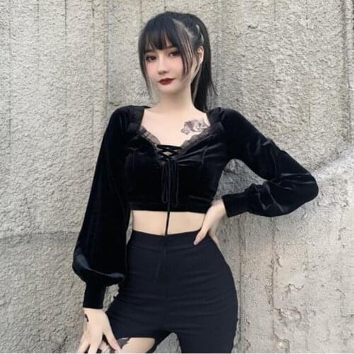 Vintage Tops Goth Shirt Women Bodycon Bandage Lace Black Velvet Shirts Lantern Sleeve Gothic Sexy Female Crop Top Casual Blusas