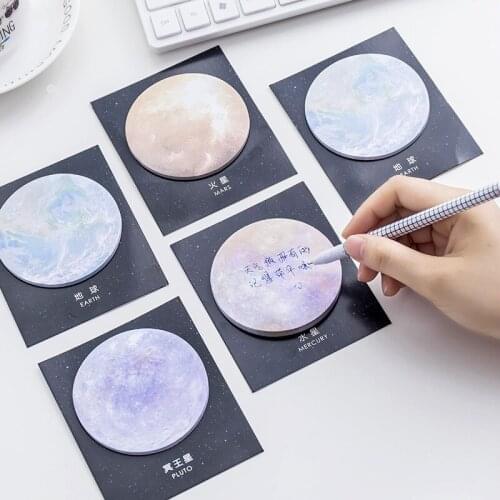 1pcs creative little fresh planet, Notepad, circular paste paper message notes n times can be torn (30 pieces)