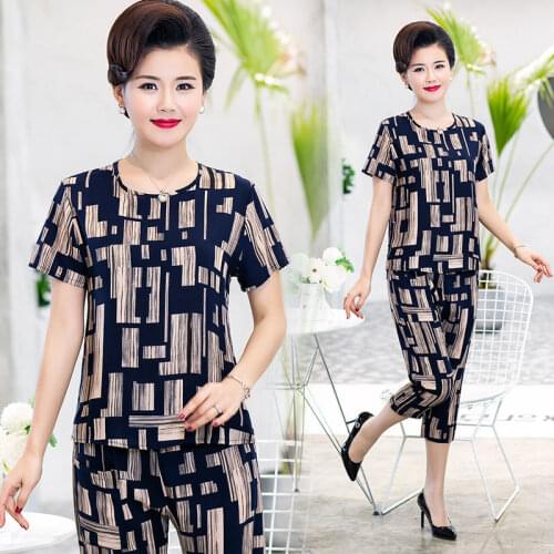 Plus Size Middle Age Women 2 Piece Sets Loose Casual Short Sleeve Print Tops and Wide Leg Pants Suits Fashion Women Sets L404