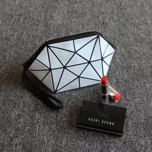 New Fashion Women Cosmetic Bags Geometric Rhombus Women Cosmetic Make Up Bag For Girl Pouch Wash Travel Makeup Bag Organizer