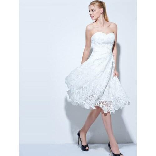 Sexy Short Wedding Dress Sweetheart Sleeveless Backless Bride Dresses Lace Knee-Length Lace Up Bridal Gowns Vestido De Noiva