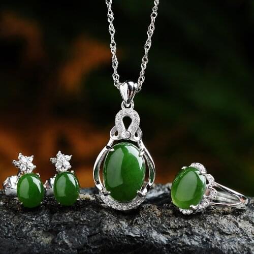 The luxurious atmosphere and Tian Biyu female Ring Pendant Earrings Set Wedding Jewelry Wedding Gift three piece