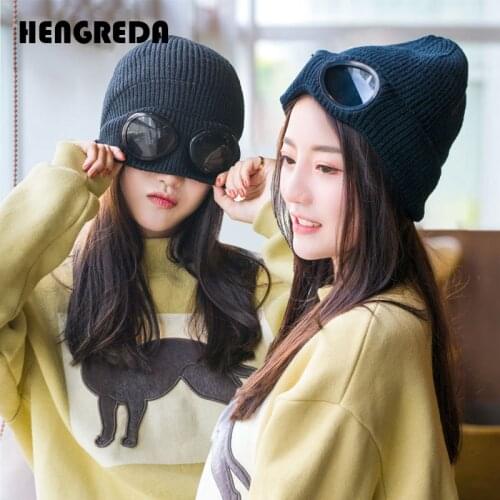 Winter Warm Knit Hats Newest Fashion Unisex Adult Windproof Ski Caps with Removable Glasses Travel Warm Wool Cap with Windshield