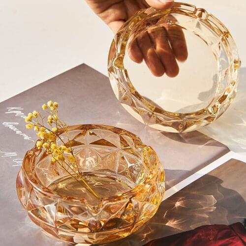 Creative Nordic Home Living Room Office Ins Popular Diamond Crystal Glass Ashtray Portable Decorative Cigar Ashtray Holder desk