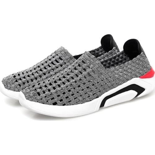 2019 Summer New Style Flexible Weave Comfortable Walking Shoes for Man Slip On Flats Mens Sneakers for Travel Outdoor Footwear