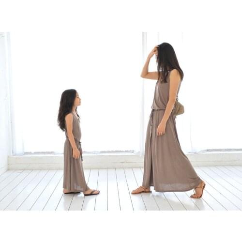 Family Matching Clothes Beach Summer Mother Daughter Dresses Women Floral Dress Baby Girl Dress Mom Baby Girl Party Clothes