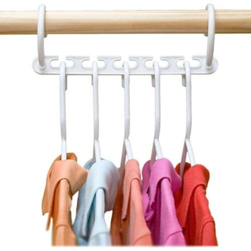 HouseGoods Clothes Hangers