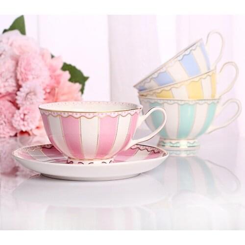 Coffeware Sets Ceramic Milk Tea Mugs Cups & Saucers Kitchen Drinkware Utensil Bone China Birthday Presents Wedding Gifts 200ML
