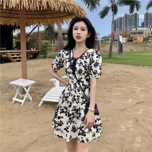 Summer V-neck floral dress new French Black Print Skirt