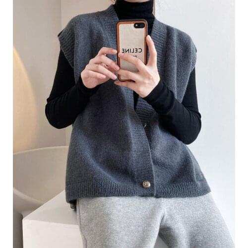 2021 Women Solid Short Loose Trendy Sleeveless Knitted V-Neck All-match Female Coats Simple Leisure Outwear