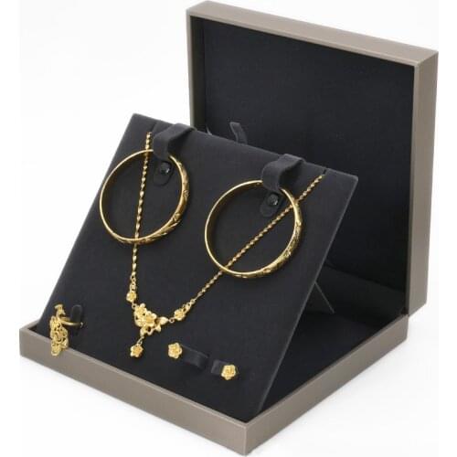 19x19x5cm Leather Jewelry Set Box Wedding Display Packaging Jewellery Case for Necklace Earring Bracelet Ring Gift Storage Boxes