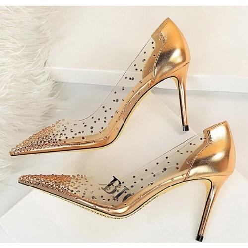 2021 Spring Transparent PVC Sexy Pumps Women High Heels Bling Crystal Shoes Woman Wedding Pointed Toe Elegant Ladies Party Shoes