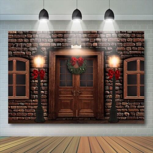 Brick Wall Wood Door Photography Backdrop Adult Portrait Kids Child Photocall Street Light Props Window Wreath Decor Photostudio