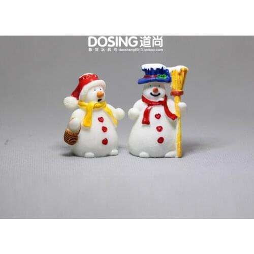 Miniature Version Snowman Micro Landscape Christmas Scene Props Doll Figurine Decoration Model Action Figures Kids Toys