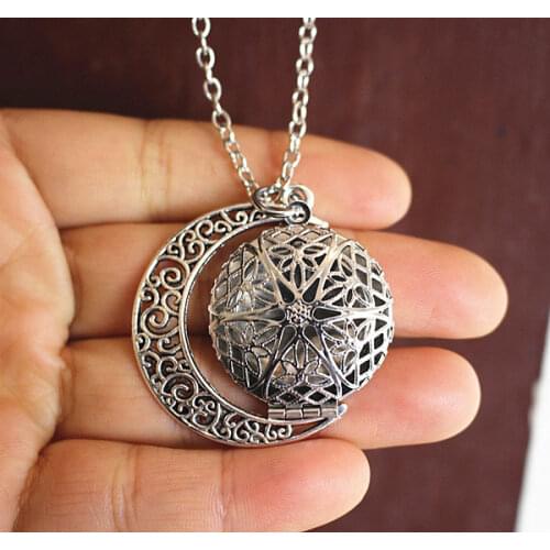 New Essential Oil Diffuser Necklace Antique Moon Aromatherapy Young Living Crescent Moon Necklace Pendant Charm jewelry