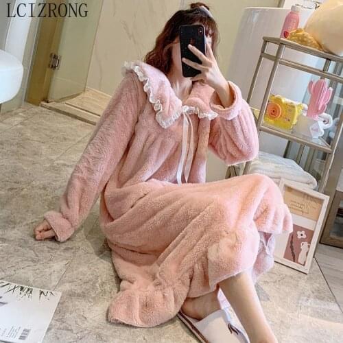 Autumn 2021 Vintage Womens Long Nightgowns Princess Lace Embroidery Cute Sleepwear Female Nightdress Girl Bathroom Sleep Dress