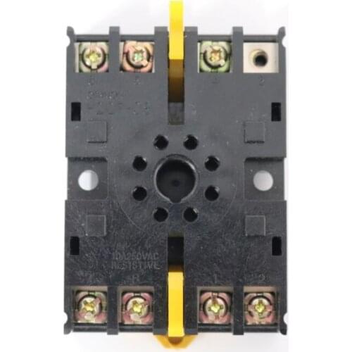 P2CF-08 Round socket