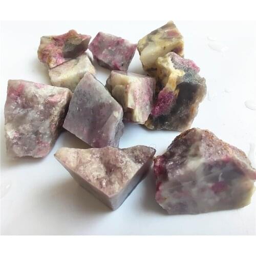 Natural Aquarium Decorative Stone Red Tourmaline for Jewelry MakingGemstone Home Decor