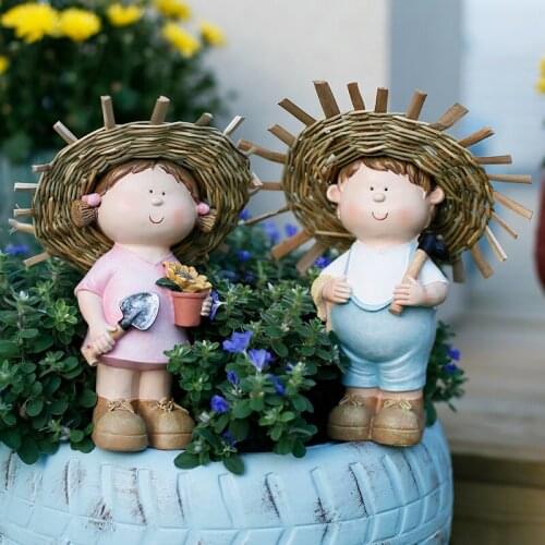 Creative Resin Couple Character Sculpture Ornaments Outdoor Courtyard Micro Landscape Statue Crafts Fairy Miniature Garden Decor