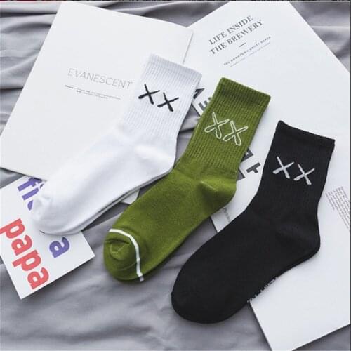 New Socks Female Couple White Tube Socks Ins Tide Spring and Summer Thin Sports Style Basketball Socks Sports Stockings Men