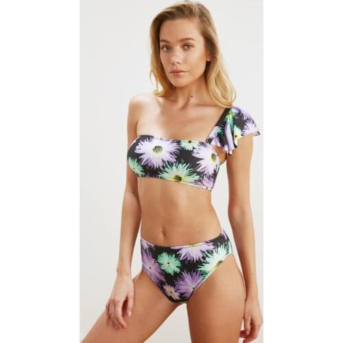 Trendyol Flowers Decorated High Waist Bikini Bottom TBESS21BA0322